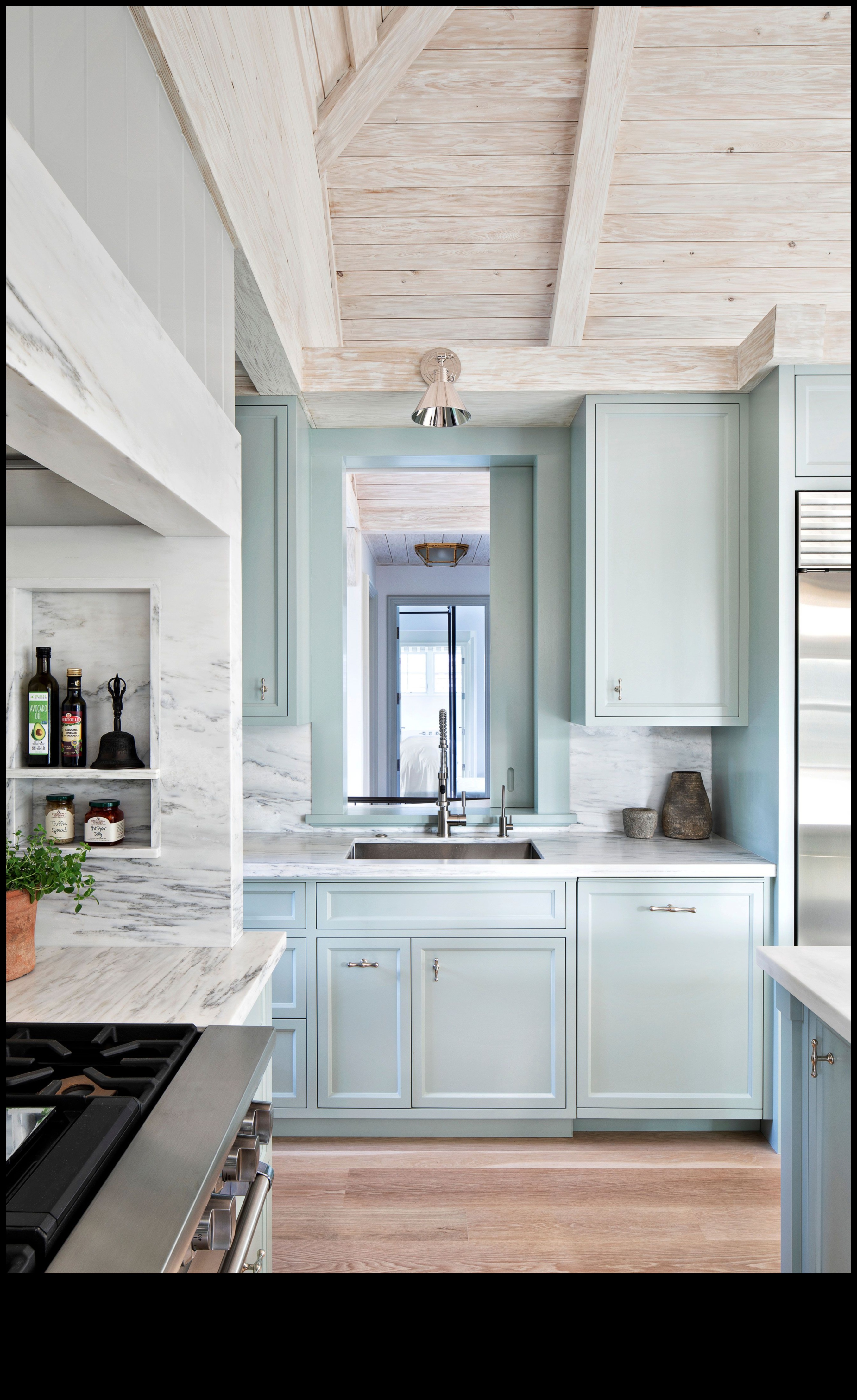 Πώς μπορώ να δημιουργήσω μια παράκτια κουζίνα με ναυτικές πινελιές;