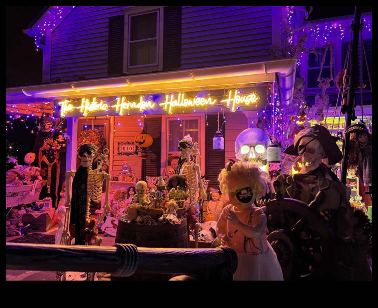 Halloween Home Haunt: DIY Crafts for Spine-Tingling Decor