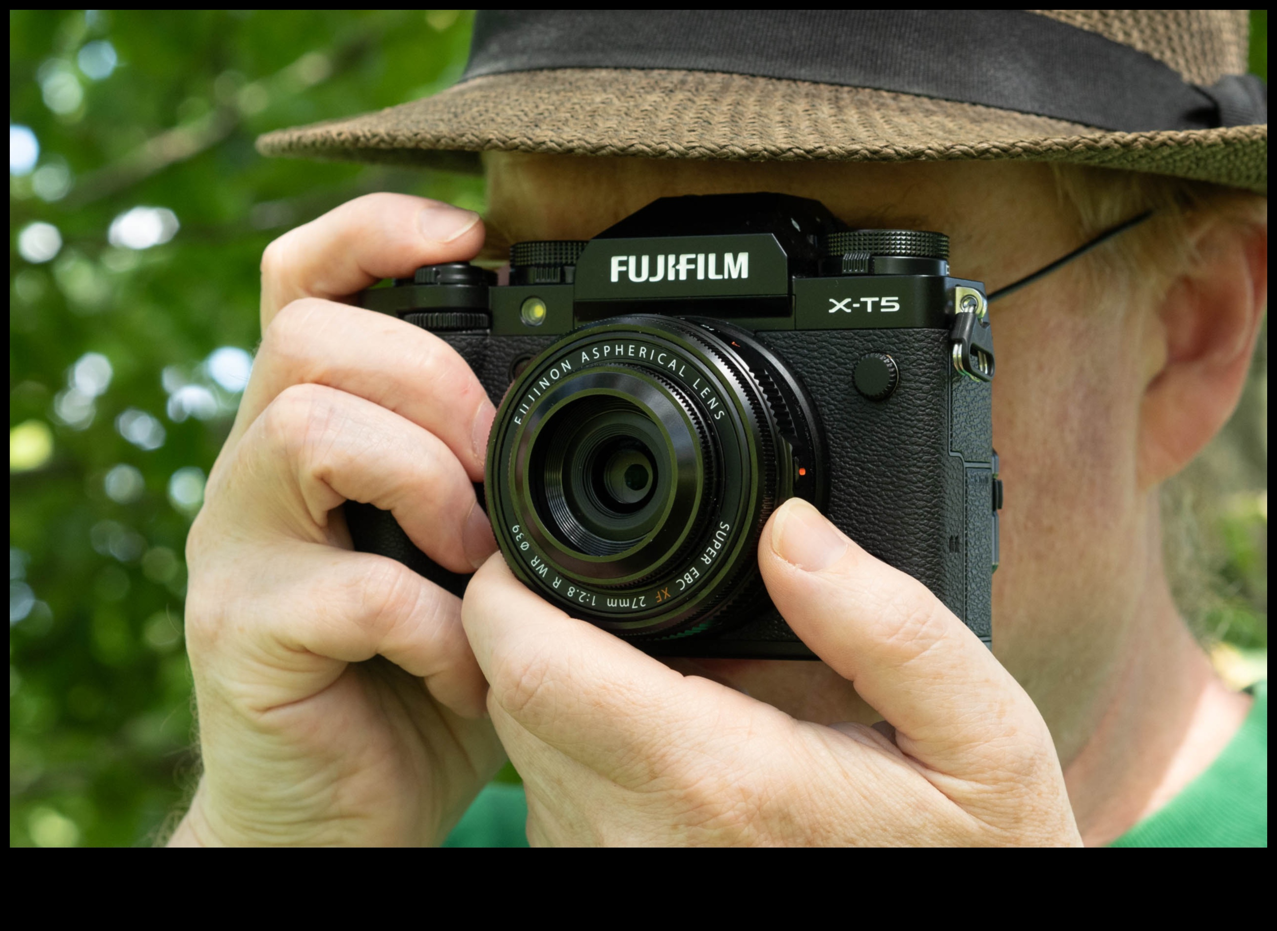 Fashion Focus: Κάμερες για τη λήψη κομψών πορτρέτων και λήψεων μόδας