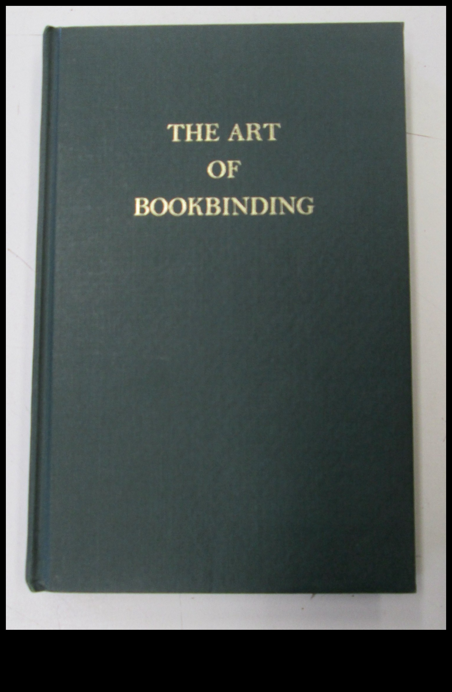 Τεχνικές χειροτεχνίας για βιβλιοδεσία: Δημιουργία χειροποίητων δεμένων βιβλίων