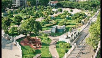 Urban Wilderness: Outdoor Exercises in the Heart of the City